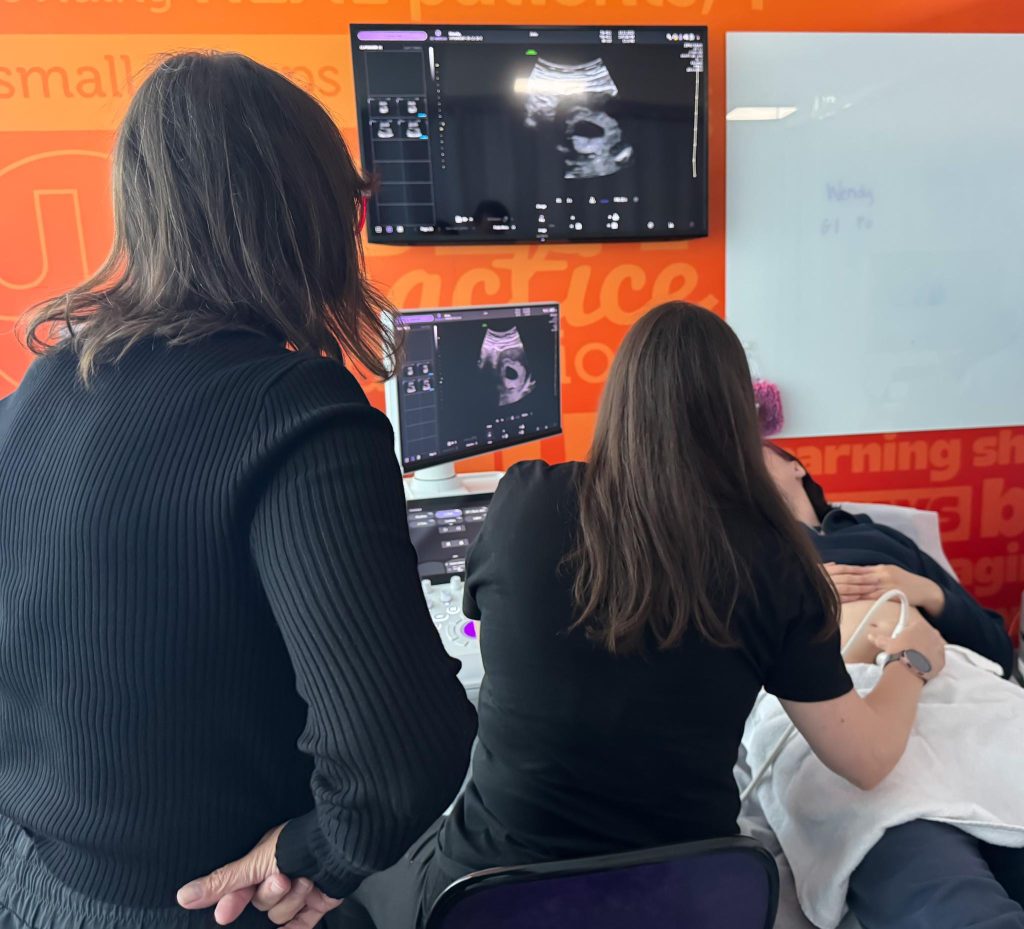 Ultrasound examination clinical practice RANZCOG trainees - emergency medicine